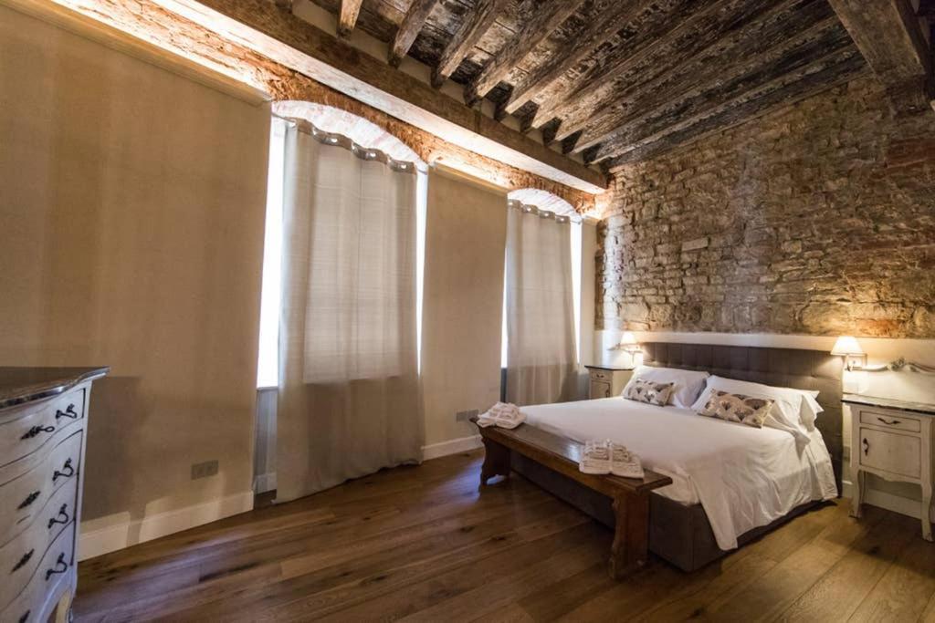 Irene'S Home San Niccolo Firenze ภายนอก รูปภาพ